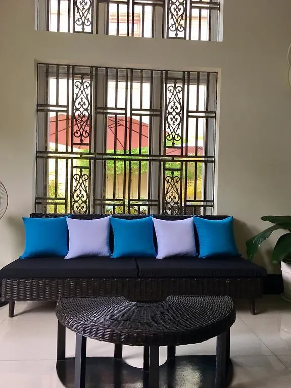 Villa D' Artagnan Hotel & Restaurant Sihanoukville
